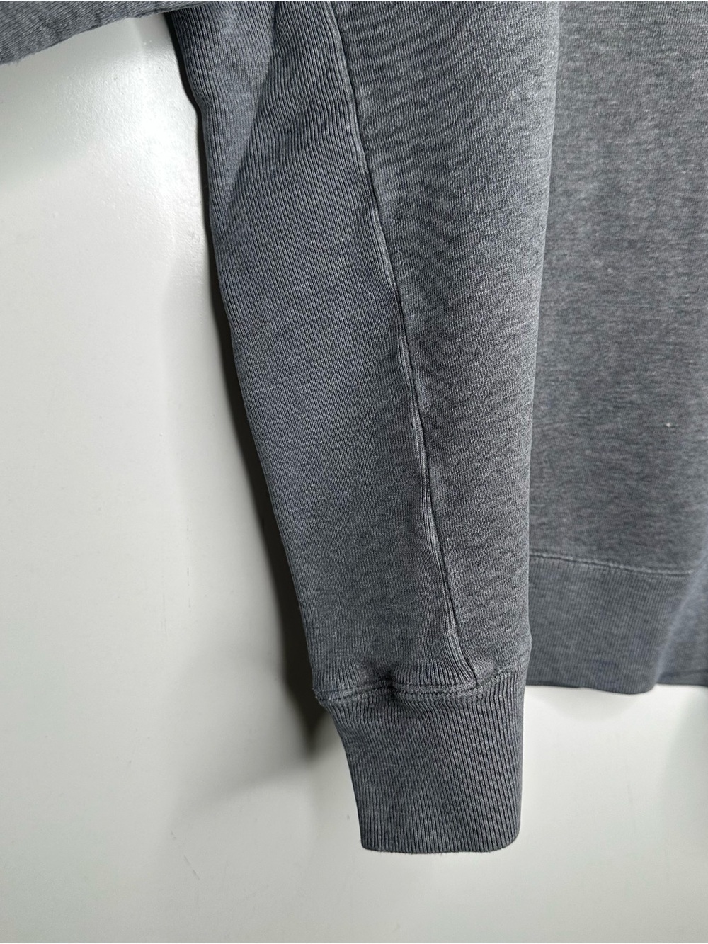 Abercrombie & Fitch Vintage Y2K Grey Crewneck Varsity Pullover Sweatshirt Sz M - Picture 3 of 8